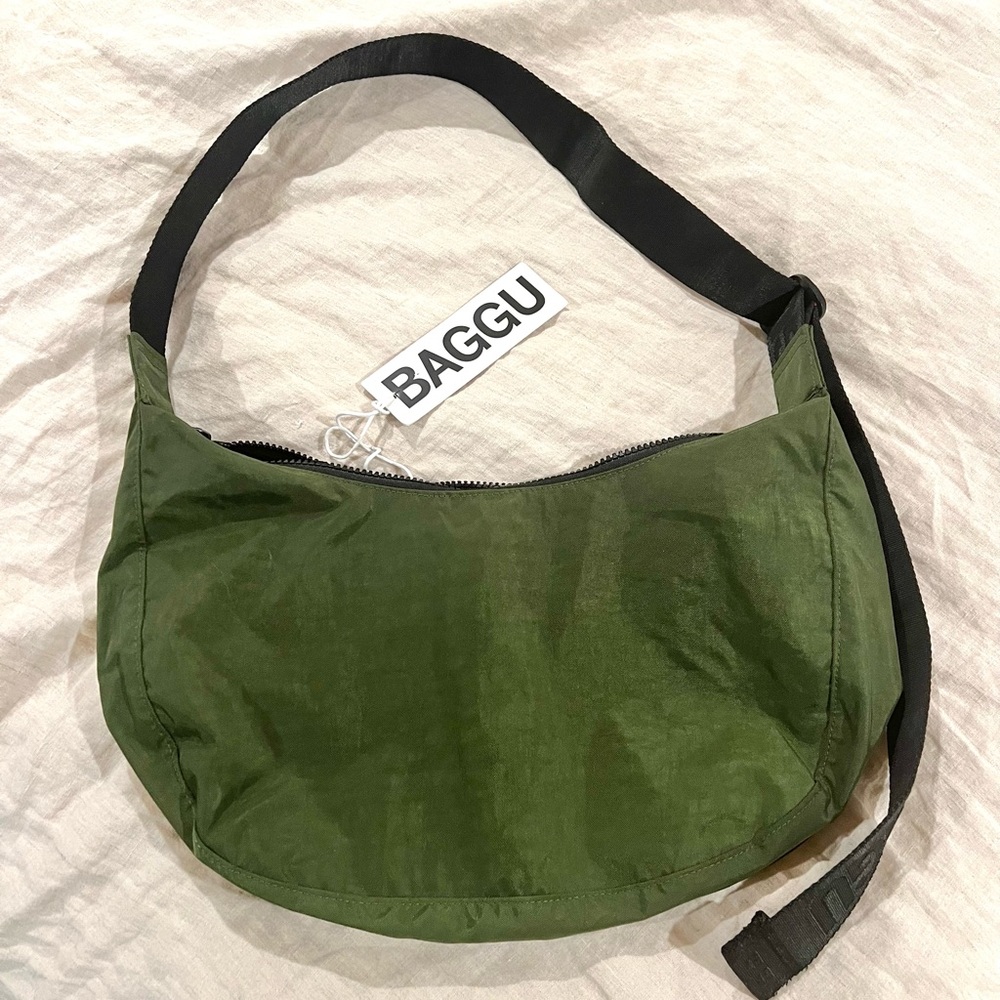 BAGGU Crescent Bag